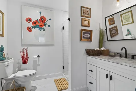 492 W Elm Street Yarmouth ME 04096