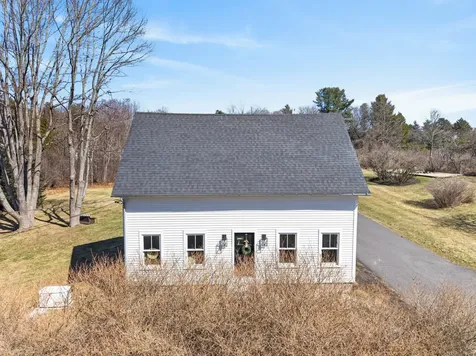 492 W Elm Street Yarmouth ME 04096