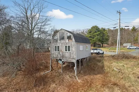 93 Wildes District Road Kennebunkport ME 04046