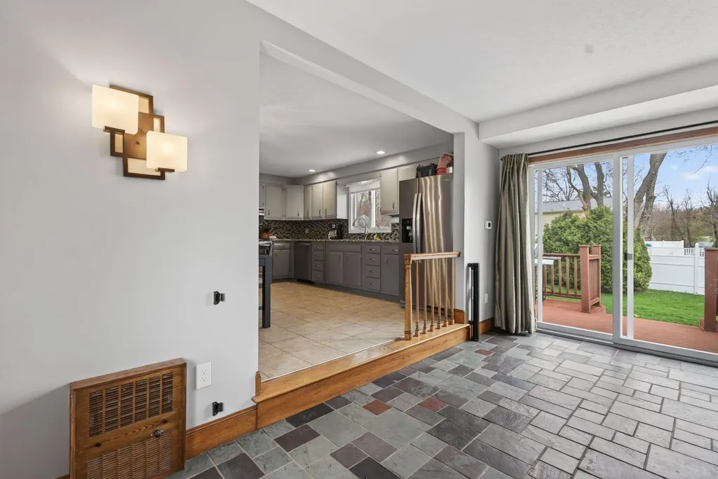 6 Colonial Drive Saco ME 04072
