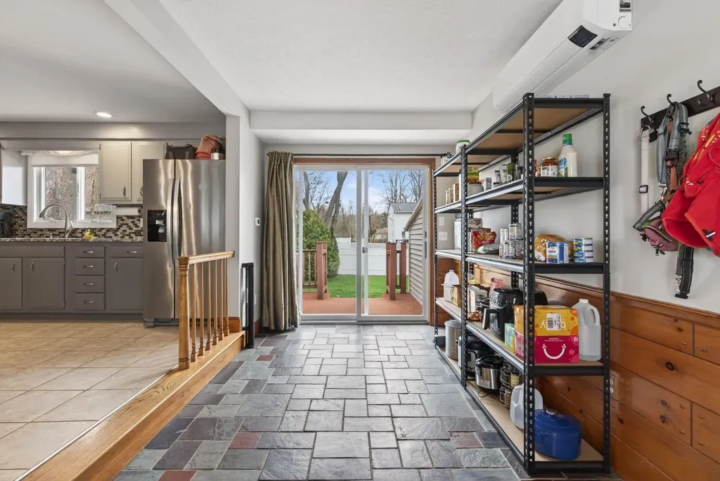 6 Colonial Drive Saco ME 04072