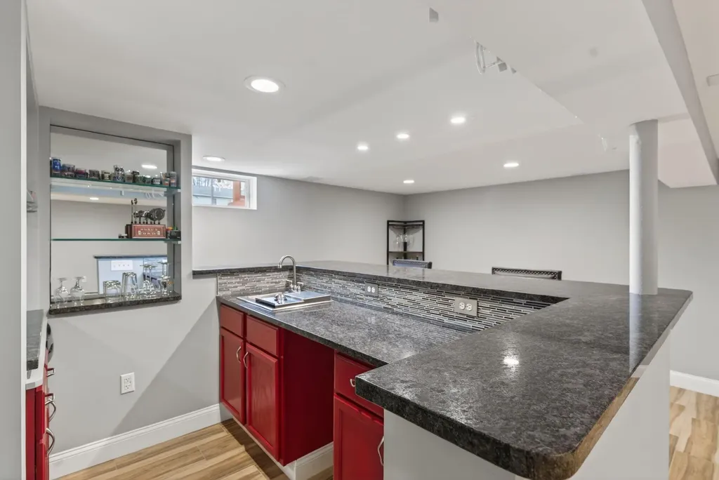 6 Colonial Drive Saco ME 04072