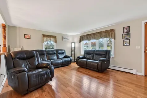 6 Colonial Drive Saco ME 04072