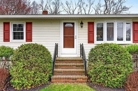 6 Colonial Drive Saco ME 04072