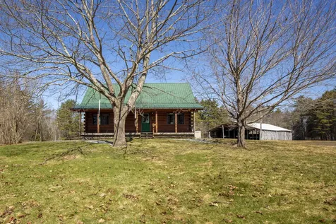 33 Lawrence Road Dresden ME 04342