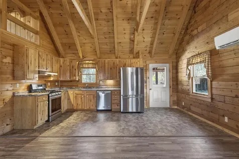 33 Lawrence Road Dresden ME 04342
