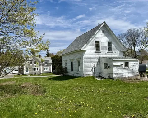 111 E Main Street Vinalhaven ME 04863