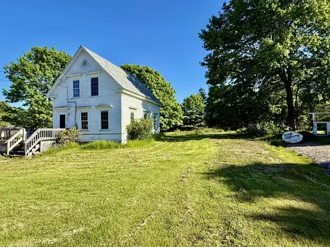 111 E Main Street Vinalhaven ME 04863