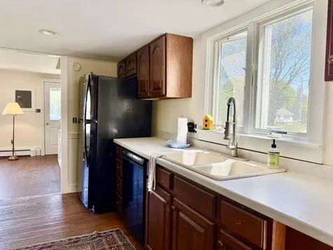 111 E Main Street Vinalhaven ME 04863
