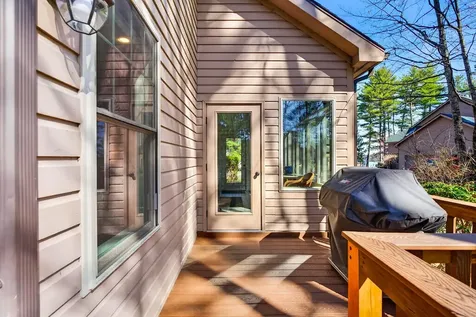 27 E Beach Road Casco ME 04015