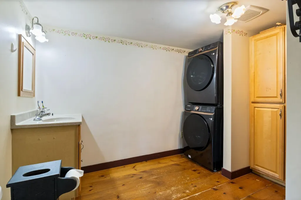 662 Center Road Lebanon ME 04027