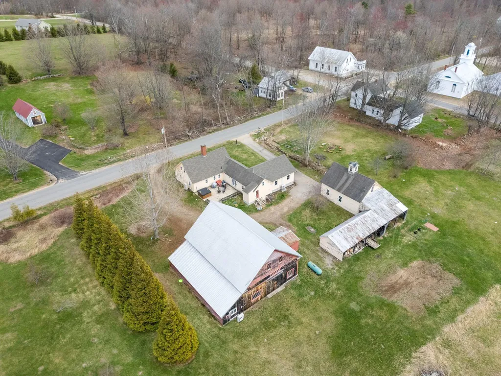 662 Center Road Lebanon ME 04027
