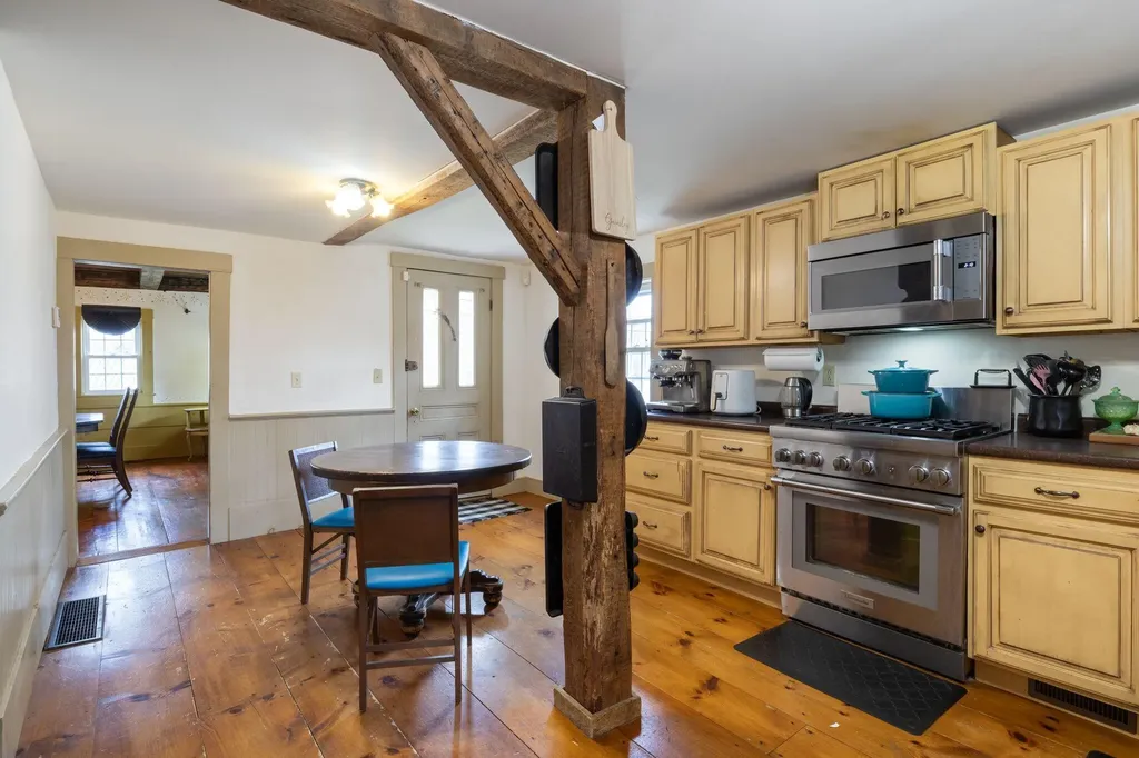 662 Center Road Lebanon ME 04027
