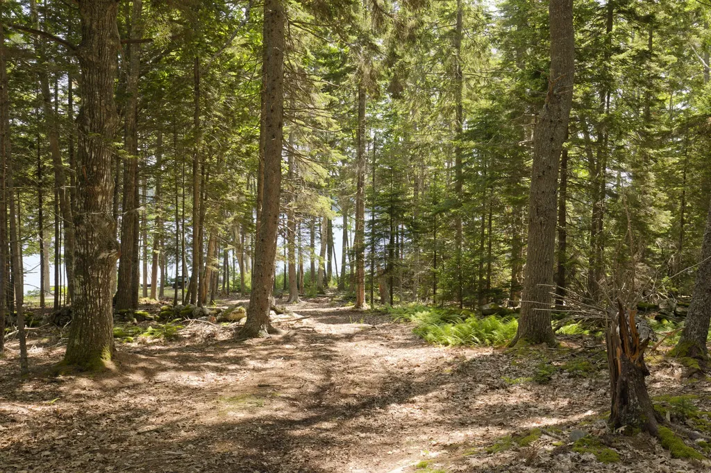 0 Northern Point Bremen ME 04551