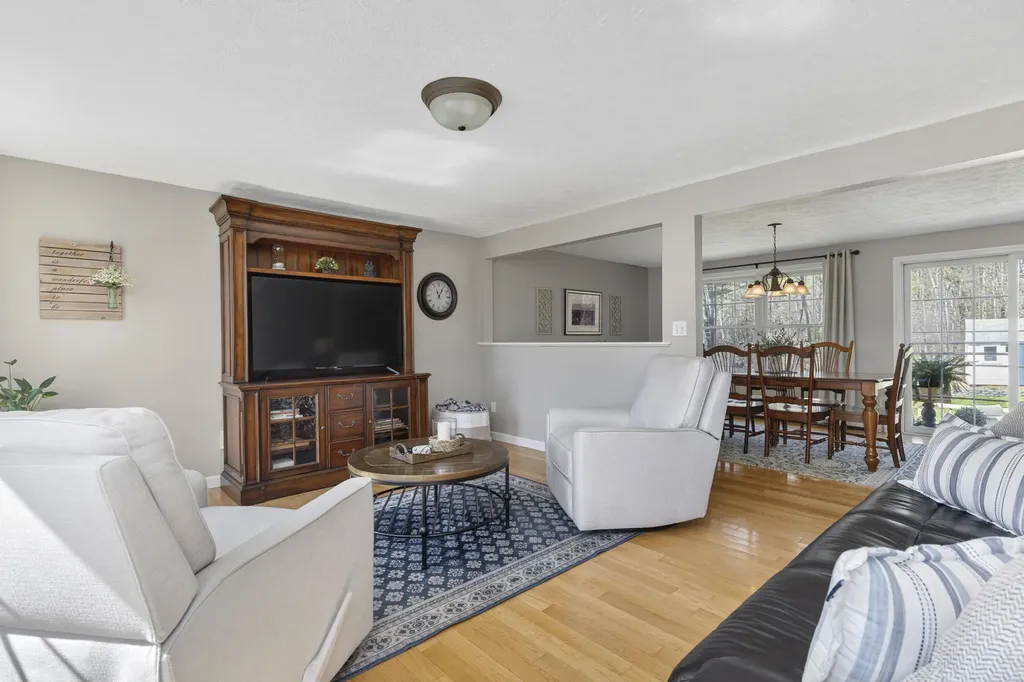 86 Gateway Commons Drive Gorham ME 04038