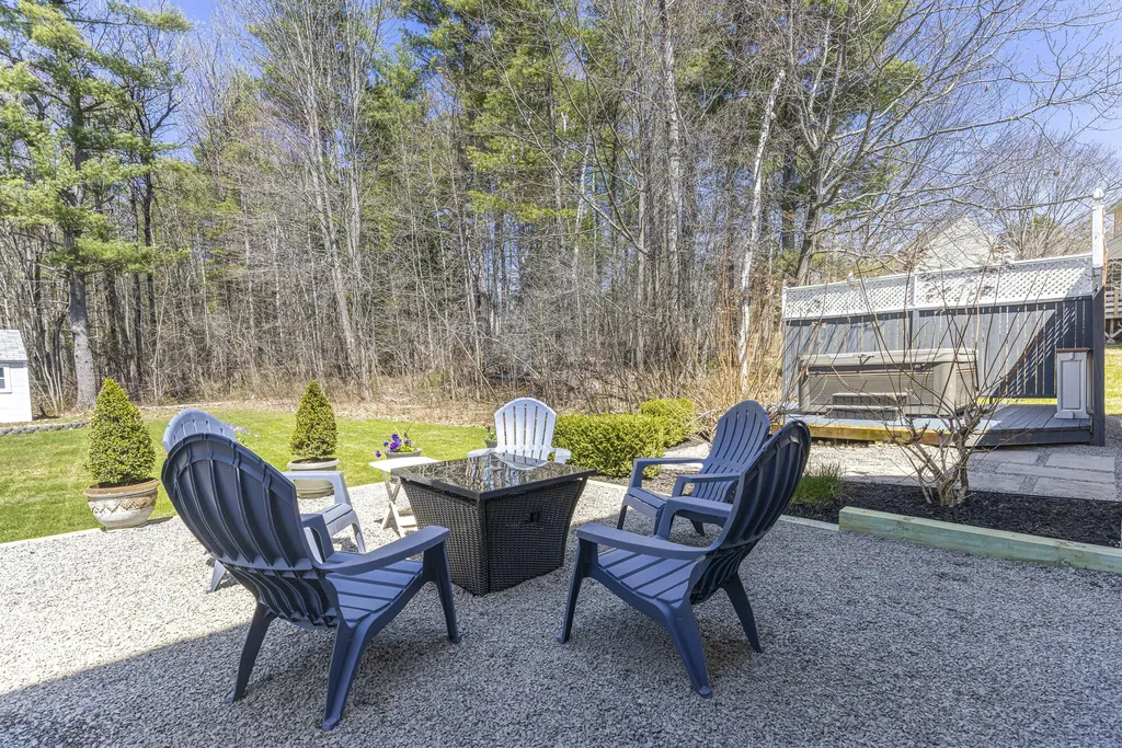 86 Gateway Commons Drive Gorham ME 04038