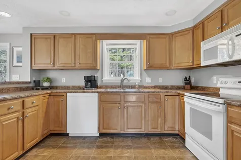 86 Gateway Commons Drive Gorham ME 04038