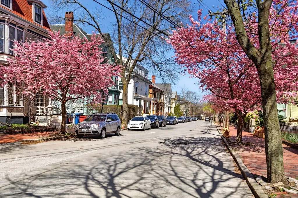 289 Spring Street Portland ME 04102