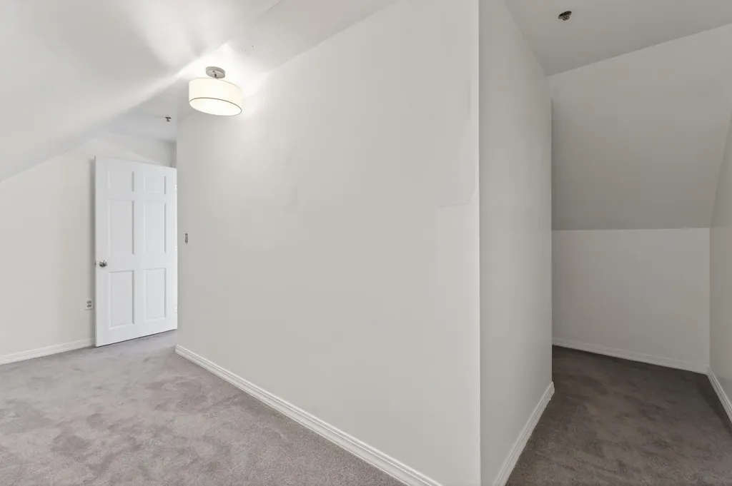 12 Willow Grove Brunswick ME 04011