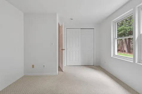 12 Willow Grove Brunswick ME 04011