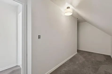 12 Willow Grove Brunswick ME 04011