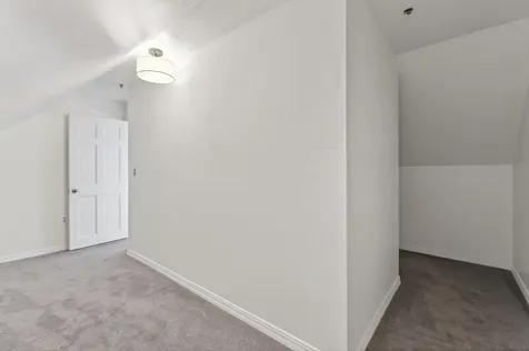 12 Willow Grove Brunswick ME 04011