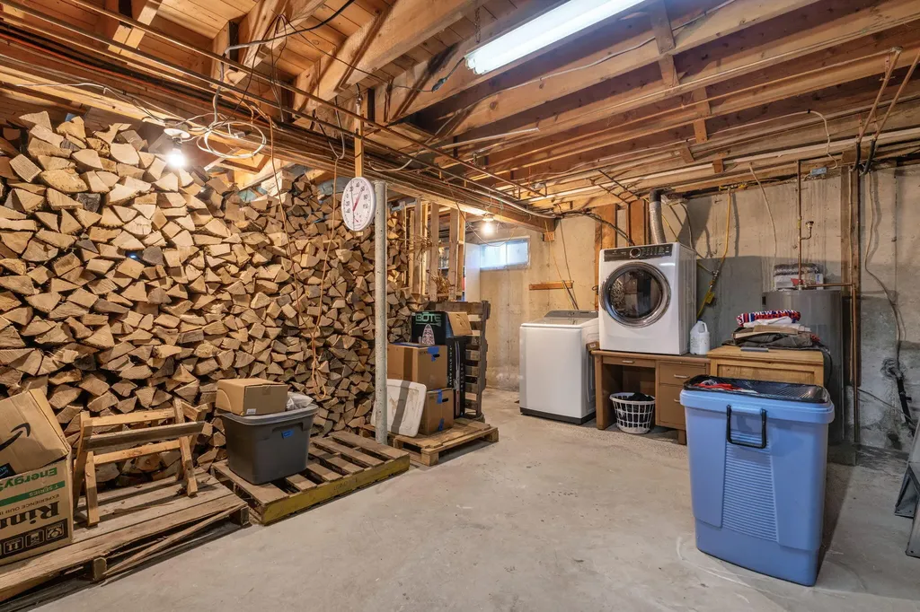 402 Town Farm Road Farmington ME 04938