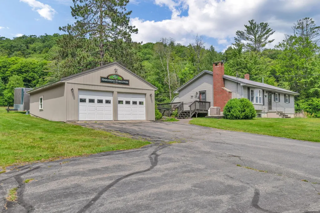 402 Town Farm Road Farmington ME 04938