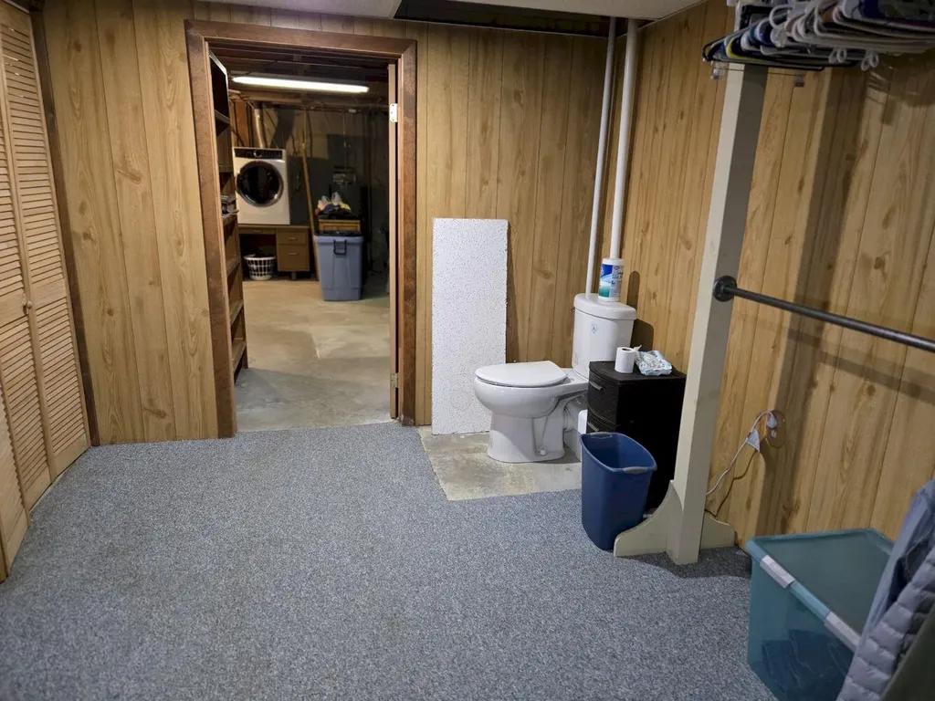 402 Town Farm Road Farmington ME 04938