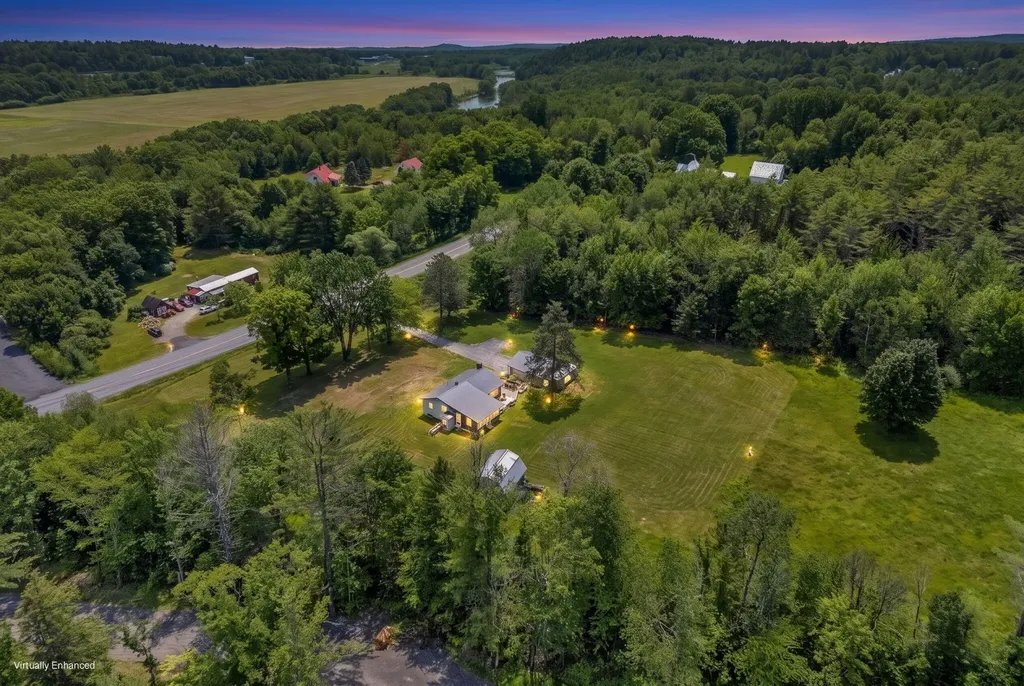 402 Town Farm Road Farmington ME 04938