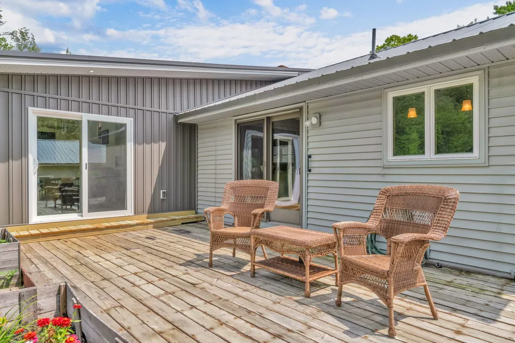 402 Town Farm Road Farmington ME 04938