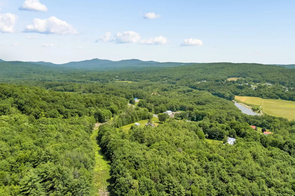 402 Town Farm Road Farmington ME 04938