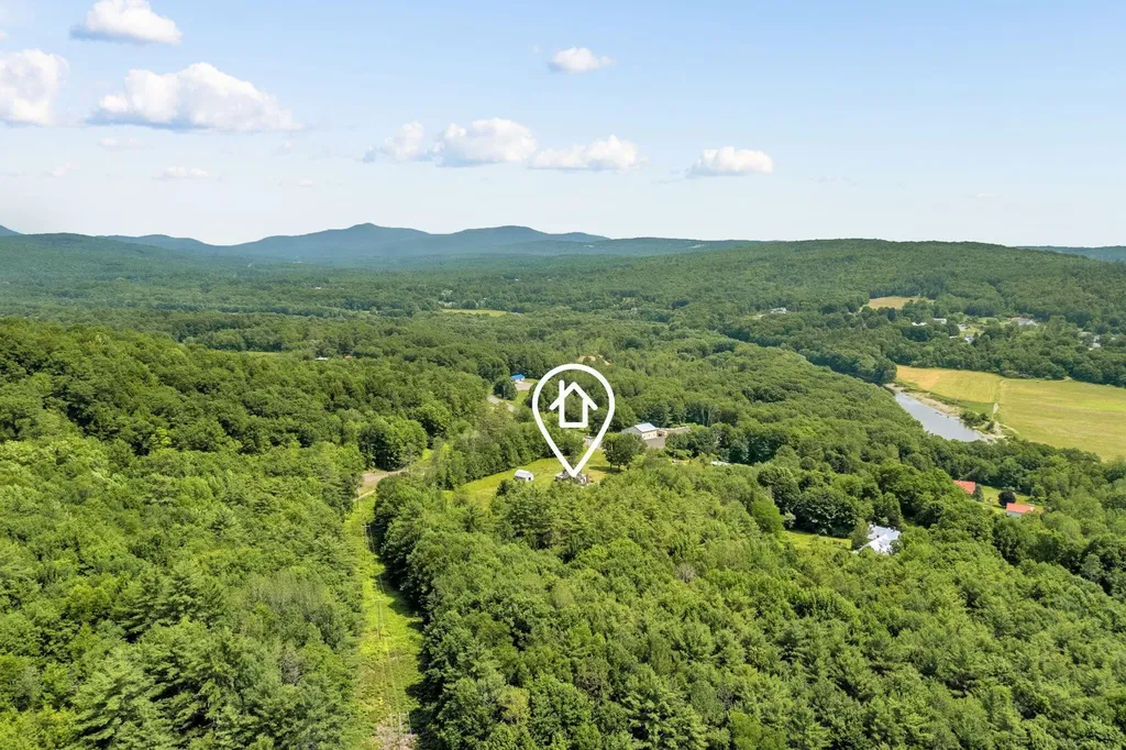 402 Town Farm Road Farmington ME 04938
