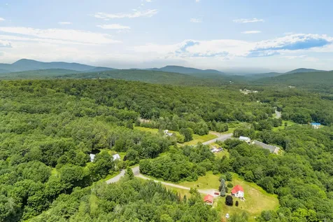 402 Town Farm Road Farmington ME 04938