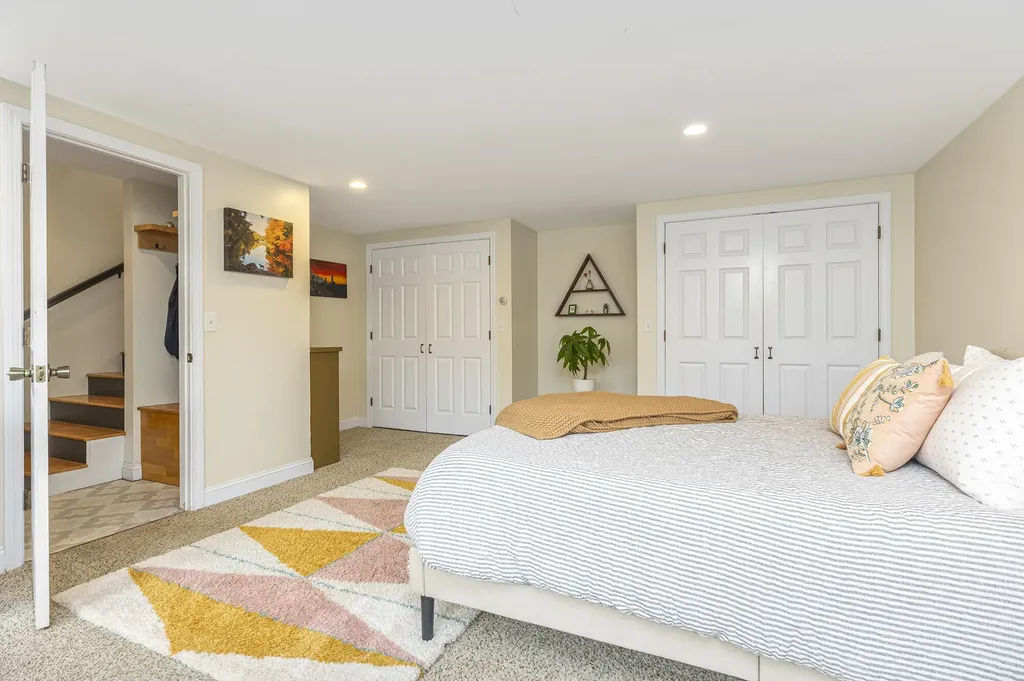 40 Rustic Way New Gloucester ME 04260