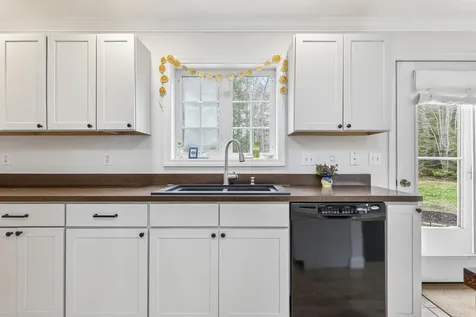 40 Rustic Way New Gloucester ME 04260