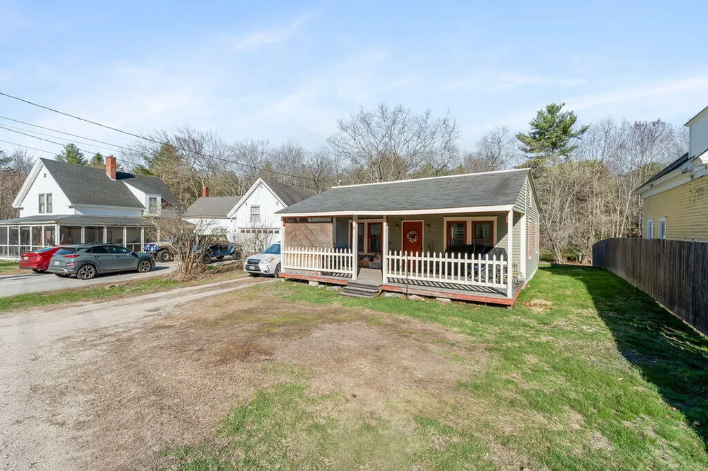 11 Baldwin Road Sebago ME 04029