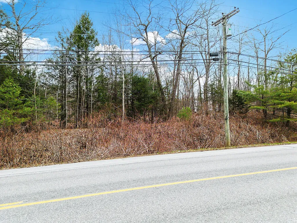 002 Eastern Avenue Augusta ME 04330