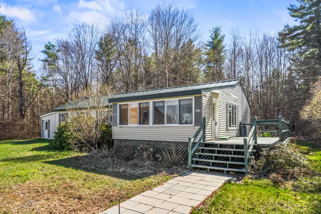 991 Oakland Road Belgrade ME 04917