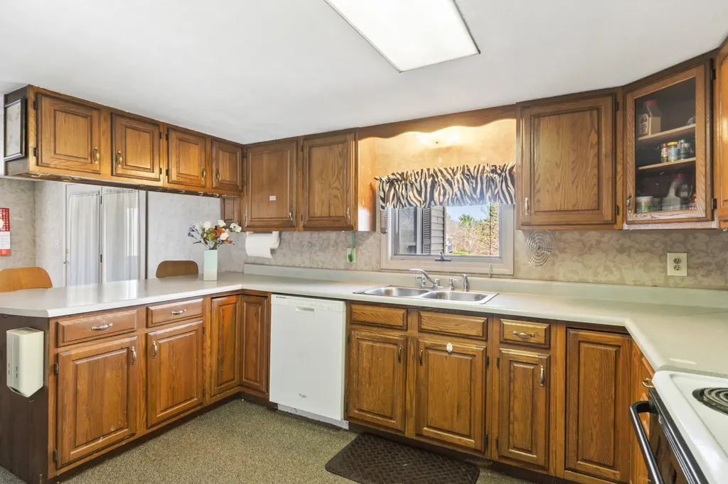 991 Oakland Road Belgrade ME 04917