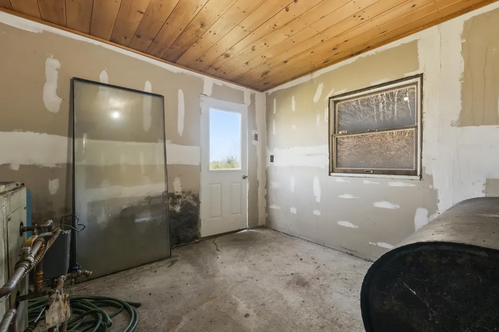 991 Oakland Road Belgrade ME 04917