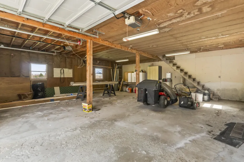 991 Oakland Road Belgrade ME 04917