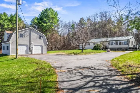 991 Oakland Road Belgrade ME 04917
