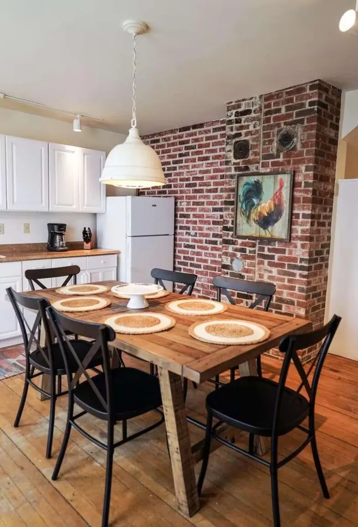 36 Main Street Stonington ME 04681