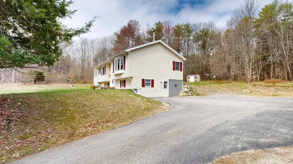 899 Allen Pond Road Greene ME 04236