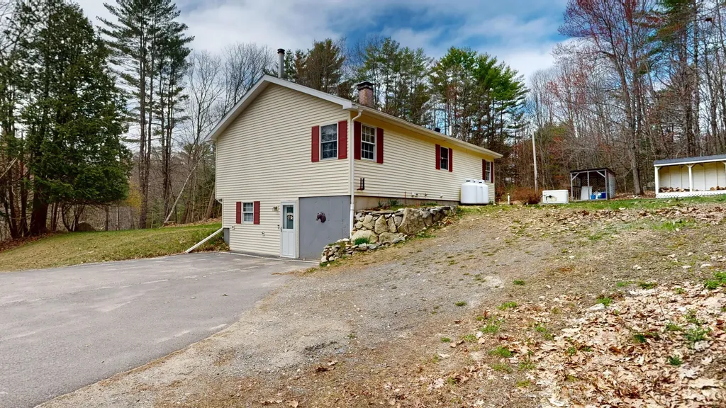899 Allen Pond Road Greene ME 04236