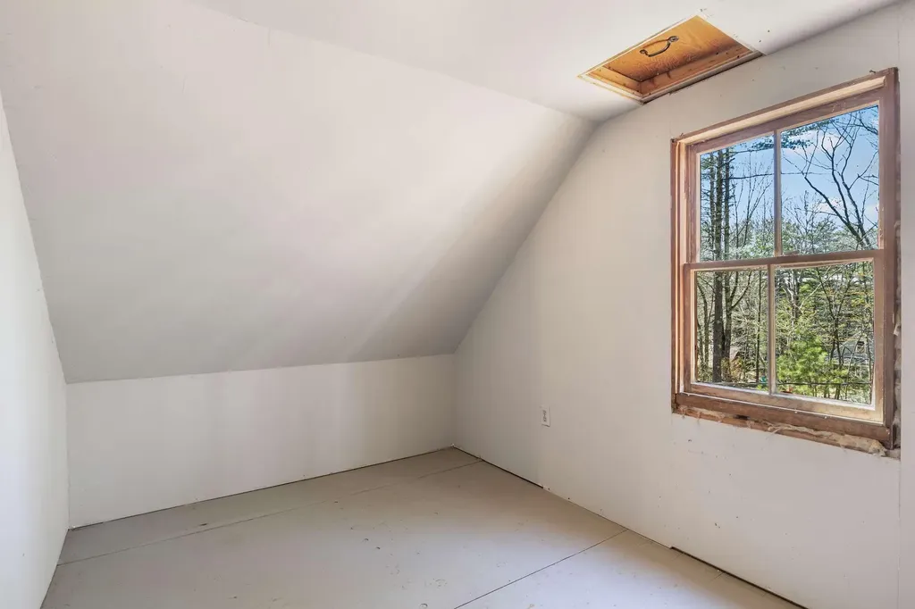101 Hooper Shores Road York ME 03909