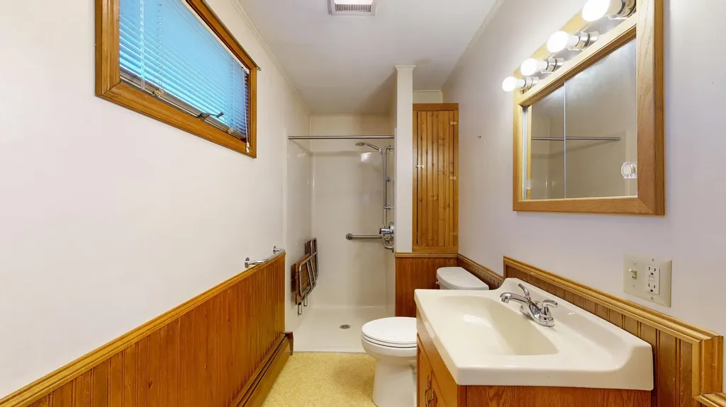 307 Penobscot Street Rumford ME 04276