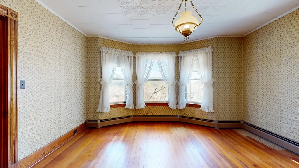 307 Penobscot Street Rumford ME 04276