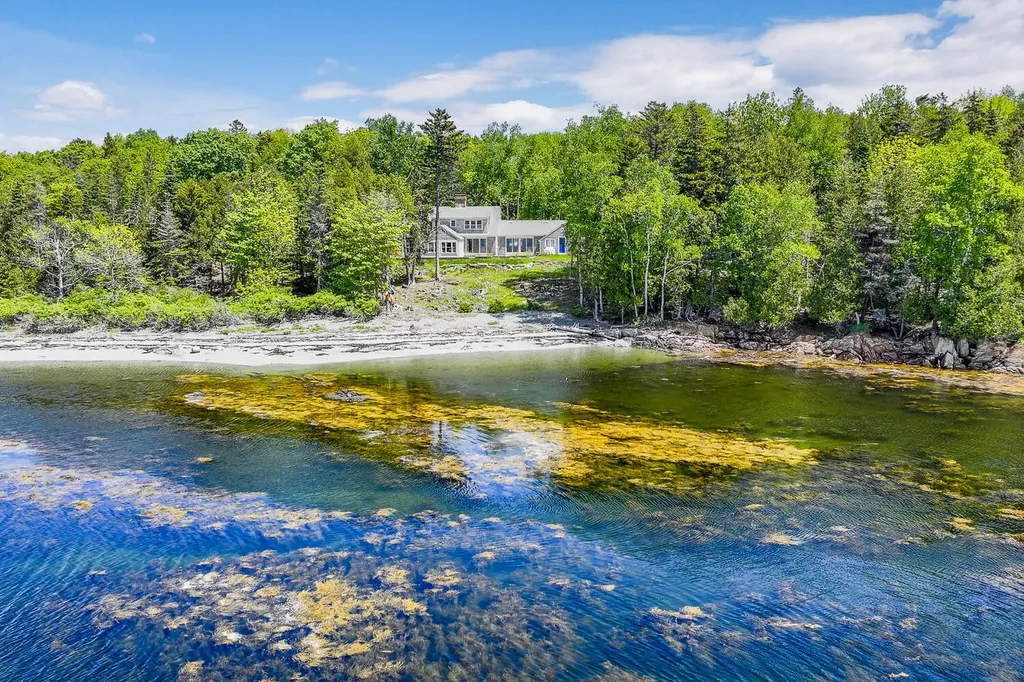 228 Gooseberry Point Road Islesboro ME 04848